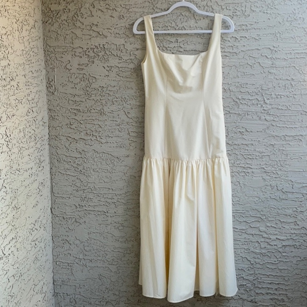 Commense Cream Sleeveless Dress - Picture 2 of 4